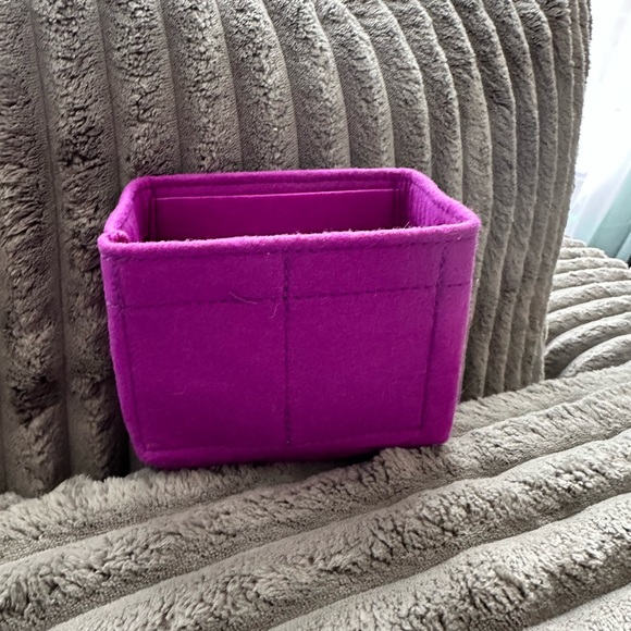 LV Nano Noé organizer - Picture 2 of 3